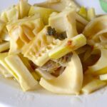 Chó ăn măng được không?